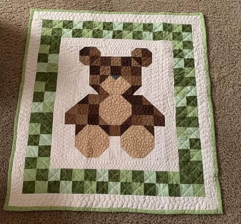 Bear Quilt Pattern, Teddy Bear Quilt Pattern, Dog Bed Sewing Pattern, Teddy Bear Quilt, Animal Baby Quilt, Boys Quilt Patterns, Patchwork Quilting Designs, Scrappy Quilt Patterns, Bear Quilts