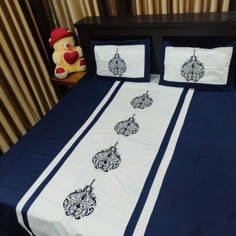 DESIGNER KING SIZE EMBROIDERED PURE COTTON BEDSHEET 👁️ ⬅️Size : 108/108 inches ⬅️Fabric : 100% Cotton ⬅️Set Contains: 1 bedsheet with 2 pillow covers ⬅️Machine Embroidery ⬅️ 300 Thread Count PRICE 1650/-Free ship Handmade Bed Sheets, Bed Cover Design, Designer Bed Sheets, Designer Bed, Painted Fabric, Embroidery Print, Hand Painted Fabric, Patch Embroidery, Handmade Bed