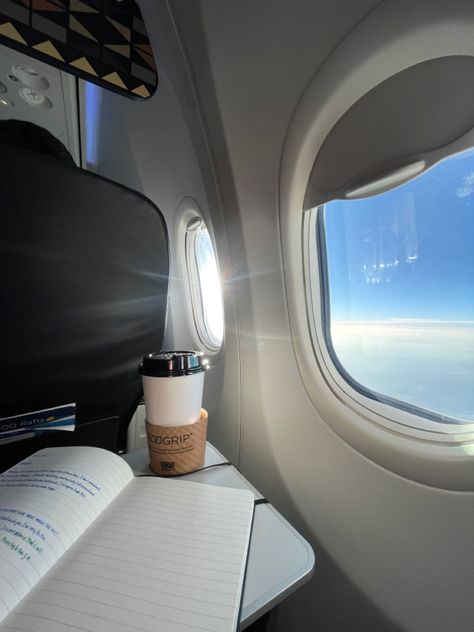 Travel Photo For Vision Board, Aesthetic Travel Airport, Travel Aesthetic Neutral, Vision Board Airplane, Travel Aesthetic Manifest, Travel Aesthetic Beige, Working While Traveling, Travel Study Aesthetic, Travel Aesthetic For Vision Board