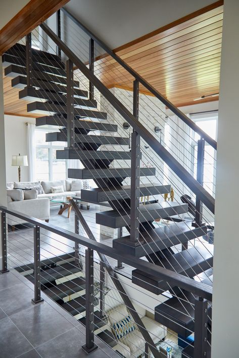 Modern Staircase Railing, Modern Railing, Floating Stairs, Floating Staircase, Stair Case, Cable Railing, Home Stairs Design, Staircase Railings, Modern Stairs