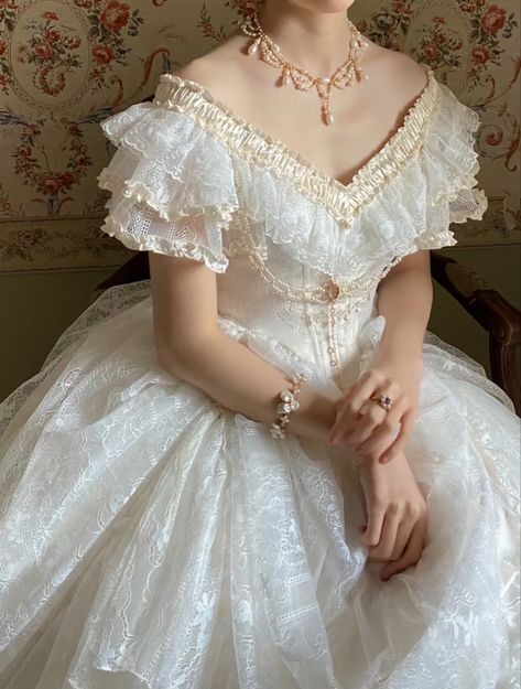 Rococo Outfit Modern, 1700s Dresses Royal, Victorian Wedding Dress 19th Century, Modern Regency Fashion, Auroracore Aesthetic, White Dress Victorian, 1800s Wedding Dress, Royal Core Dress, 18th Century Wedding Dress