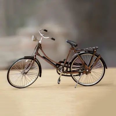 Bike Decorations, Iron Sculpture, Vespa Vintage, Mini Bike, Rubber Tires, Metal Sculpture, Works Of Art, Meet The Artist, African Art