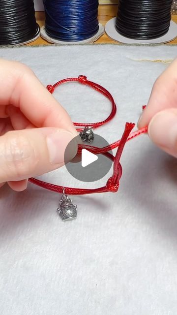 Fancy Knots, Diy Bracelets Video, Diy Braided Bracelet, Ankle Bracelets Diy, Braided Bracelet Diy, Diy Braids, Bracelets Diy, Braided Bracelet, Handmade Bracelet