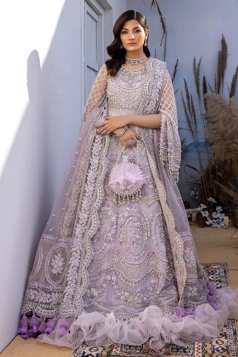 Lilac Asian Wedding Dress, Walima Dress Purple, Light Purple Nikkah Dress, Purple Desi Wedding Dress, Lavender Nikkah Dress, Black Pakistani Bridal Dress, Lilac Walima Dress, Baraat Outfits For Sisters, Purple Desi Dress