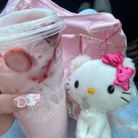 Charmmy Kitty, Pretty Pink Princess, Hello Kitty Aesthetic, Pink Hello Kitty, Pink Doll, Hello Kitty My Melody, Cat Valentine, Hello Kitty Items, Everything Pink