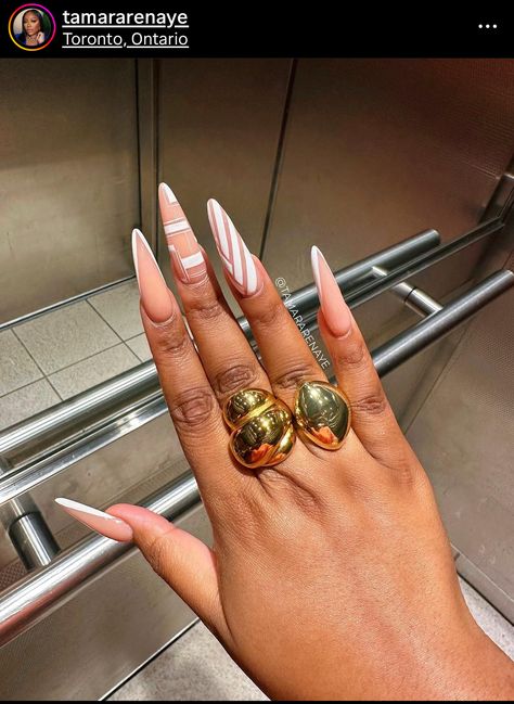 Curved Almond Shaped Nails, Round Almond Acrylic Nails, Nail Toes Ideas, Diy Nail Tips, Toes Ideas, Nails Aesthetics, Acrylic Nails Nude, Almond Shaped Nails, Abstract Nail