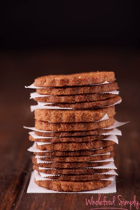 Quick, easy and delicious Two Ingredient Cookies. Perfect for snacks and lunch-boxes. Free from gluten, grains, dairy, egg, nuts and refined sugar. Two Ingredient Cookies, Two Ingredient, Chocolate Peanut Butter Cookies, Healthy Sweet Treats, Healthy Cake, Low Carb Paleo, Sugar Free Desserts, Healthy Cookies, Cookies Ingredients