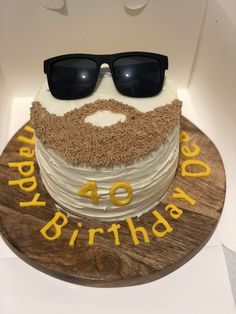 Funny Man Birthday Cake, Diy 40th Birthday Cake For Men, Mens 30th Bday Cake, Dads Cakes Birthday Ideas, Cake For 33 Year Old Man, Cake Designs For Dads Birthday, Easy Cake Ideas For Men, Guys Bday Cake, 44 Birthday Cake For Men