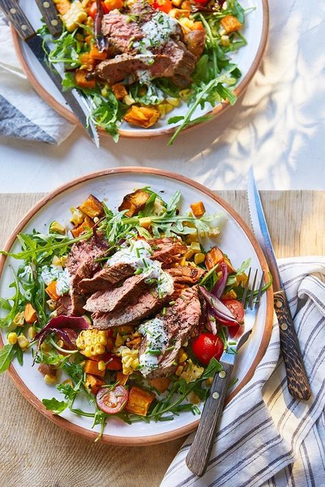 Ranch is a creamy dressing that is popular in the States, and works brilliantly in this hearty steak salad. Steak Salad Recipes For Dinner, Steak Salad Recipes, Steak Cooking Times, Charred Corn Salad, Steak Salad Recipe, Tomato Pasta Salad, Charred Corn, Creamy Dressing, Ginger Chicken