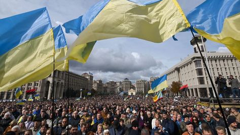 Since breaking from the Soviet Union, Ukraine has wavered between the influences of Moscow and the West, surviving scandal and conflict with its democracy intact. Now it faces an existential threat. Anti Government, Ukrainian Flag, Russia Ukraine, The Embrace, Nuclear Power, Declaration Of Independence, The European Union, Soviet Union, Kiev