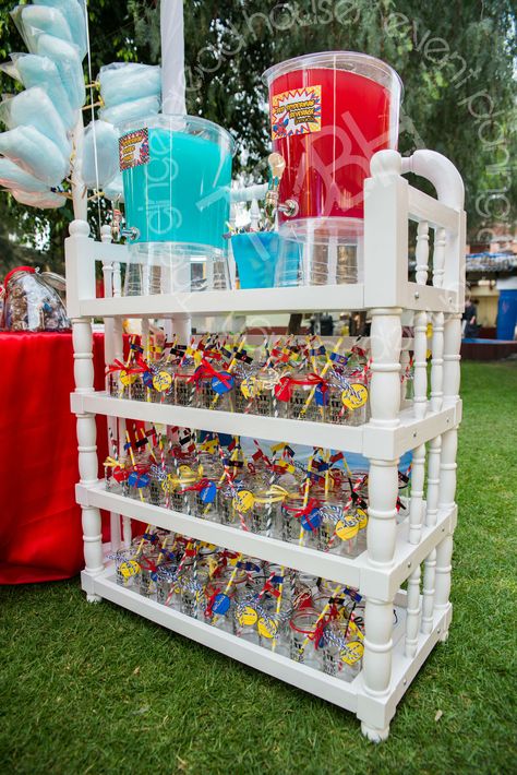 Spiderman birthday party / drink station / mason jars Kids Drink Station, Birthday Party Drink Station, Party Drink Station, Beverage Station Party, Party Rental Ideas, Kids Drink, Birthday Party Drinks, Spiderman Theme, Spiderman Birthday Party