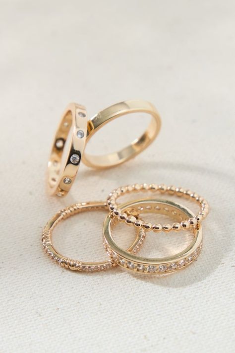 Cute engagement rings