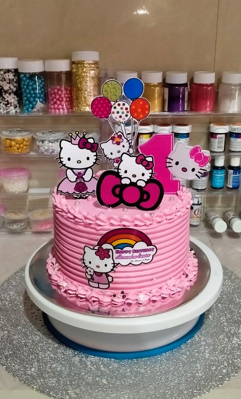 Hello Kitty Design Cake, Hello Kitty Cake Decorations, Hello Kity Cakes With Printable Topper, Kue Ultah Hello Kitty Topper, Kue Ultah Hello Kitty, Cartoon Cake Designs Birthday, Hello Kitty Cake Design Birthday, Hello Kity Cakes, Hello Kitty Cake Ideas