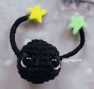 PATRONES AMIGURUMI GRATIS: PATRON GRATIS SUSUWATARI AMIGURUMI 49236 Ravelry, Crochet Necklace, Amigurumi, Novelty Christmas, Internet, Christmas Ornaments, Holiday Decor, Crochet, Christmas