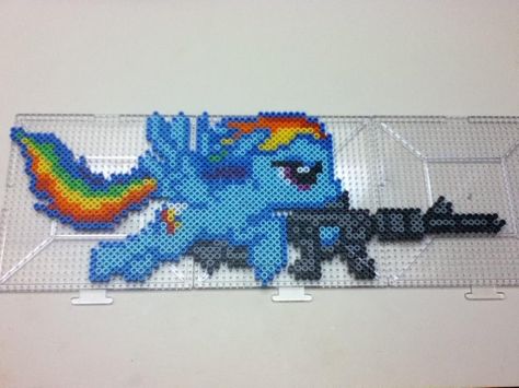 My Little Pony Perler Bead Patterns, My Little Pony Perler Beads, Mlp Perler Beads, Kandi Perler, Flutter Shy, Melty Bead Designs, Hamma Beads Ideas, Easy Perler Bead Patterns, Apple Jack