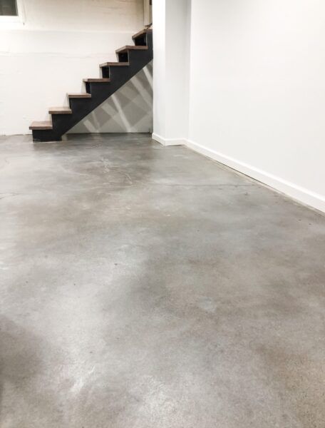 Stained Concrete Basement Floor Cement Basement Floor Ideas, Light Stained Concrete Floors, Indoor Concrete Floors, Indoor Concrete Floor Ideas, Stained Concrete Basement Floor, Acid Wash Concrete, Painted Cement Floors, Polish Concrete, Finished Concrete Floors