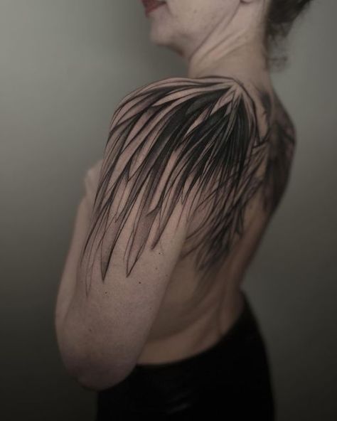 Wings Tattoo On Back, Angel Wings Tattoo On Back, London Sketch, Sketch Style Tattoos, Angel Wings Tattoo, Wing Tattoo, Creepy Tattoos, London Tattoo, Wings Tattoo