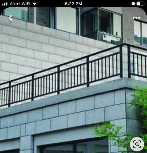 Outdoor Railing Design, Balcony Railing Design Modern, Outdoor Railing, Cast Iron Railings, Front Building Design, Balcony Railings, Staircase Outdoor, Wood Floor Design, Terrasse Design