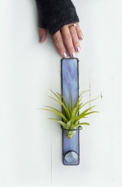 Stained Glass Air Plant Holder Lilac Lavendar Glass Air Plant Holder, Air Plant Display, Glass Wind Chimes, Stained Glass Suncatchers, Stained Glass Flowers, Stained Glass Diy, Stained Glass Crafts, Stained Glass Panel, Air Plant Holder