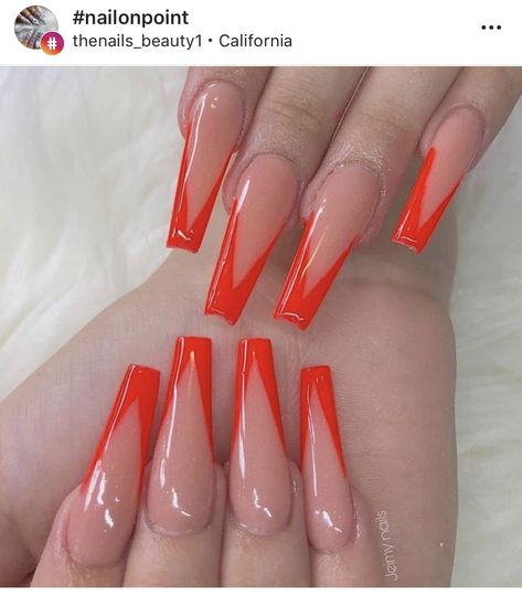 Red V Tips Nails V Design, V Nails Acrylic, V Line Nails, Nails Lipstick Shape, Red Nails Design, V Nails, Dark Red Nails, Minimal Nails Art, Queen Nails