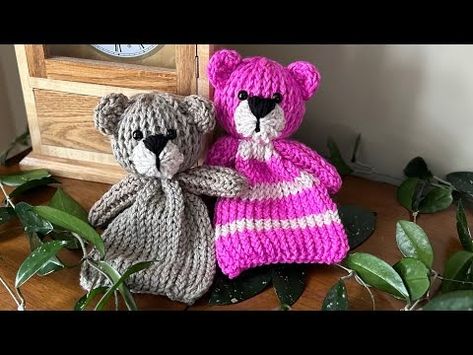 (1237) Cuddle Bear ~ Loom Knitting - YouTube Knitting Patterns Hat, Loom Knitting Patterns Free, Loom Knitting Patterns Hat, Loom Animals, Diy Loom, Round Loom Knitting, Loom Yarn, Loom Love, Loom Knitting Tutorial