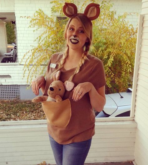 Winnie The Pooh Family Costumes, Halloween Costumes Pregnant Women, Kangaroo Costume, Joey Kangaroo, Meme Costume, Homemade Decorations, Baby Joey, Pregnancy Costumes, Pregnant Halloween Costumes