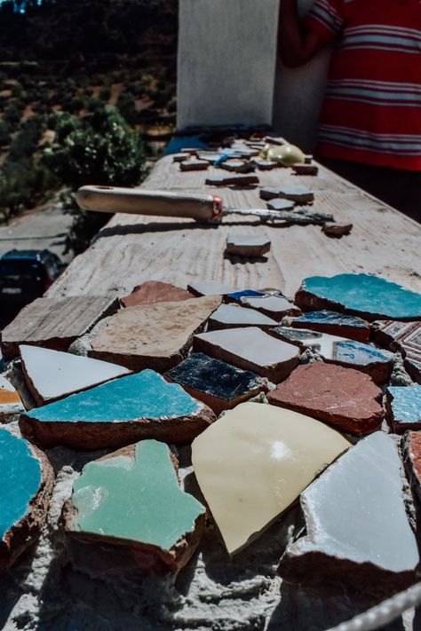 Mosaic mural in making as a final project of a Mosaic Workshop in Granada Cultural Holidays at Moclín (Granada, Spain). If You want to learn more about this week long workshop and the venue it's held, check the link. #workshop #MosaicWorkshop #GranadaCulturalHolidays #CulturalHolidays #LearnToMakeMosaics #mosaic #mosaico #Granada #Moclin #TildeMosaic #LindaRinke Mosaic Mural, Mosaic Murals, Granada Spain, May 2024, Corporate Design, What You See, Mosaic Art, Granada, Mosaic