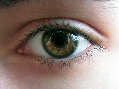 How to make saline solution - eye wash Eye Wash Solution, Eye Facts, Vision Therapy, Saline Solution, Eye Exercises, Eye Sight Improvement, Vision Eye, Eye Health, Eye Care