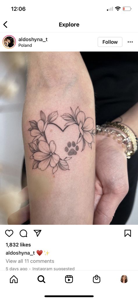 Lily Tattoo With Paw Print, Floral Dog Paw Print Tattoo, Paw Print Shoulder Tattoo, Paws And Flowers Tattoo, Flowers And Paw Print Tattoo, Dog Paw And Flower Tattoo, Love Animals Tattoo, Paw Flower Tattoo, Paw Print And Flower Tattoo