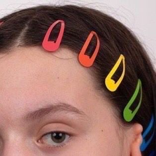 Hair Clips 90s, 90s Hairstyles, 90s Aesthetic, Aesthetic Hair, About Hair, Hair Day, Barrettes, Hair Goals, Cute Hairstyles