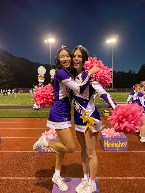 Senior Year Cheer, Senior Night Cheer, Cheer Senior Night, Cheer Photo Poses, Cheer Base, Cheerleading Poses, Cheer Games, Cheer Photo, Cheer Flyer