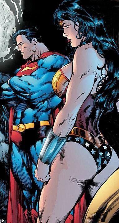 Dat ass lol Superman And Wonder Woman, Wonder Woman Art, Superman Man Of Steel, Superman Art, Univers Dc, Superman Wonder Woman, Dc Comics Artwork, Dc Comics Characters, Batman And Superman