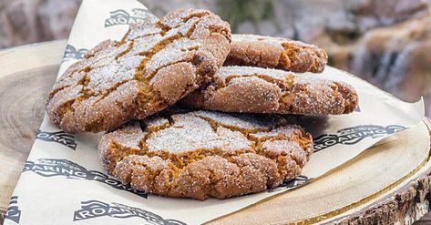 Kfc Secret Recipe, Soft Ginger Cookies, Molasses Recipes, Crackle Cookies, Ginger Molasses, Popsugar Food, Chocolate Chip Ice Cream, Crunchy Cookies, Crinkle Cookies