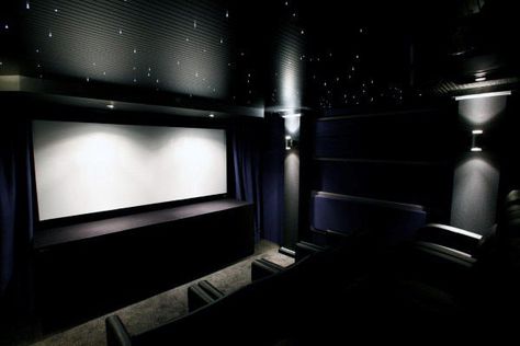 Dark Black Home Theater With Star Ceiling Inspiration Theater Ceiling Design, Home Theater Ceiling Design, Home Theater Ceiling, Theatre Rooms, Cinema Ideas, Ceiling Inspiration, Theater Ceiling, Home Theater Screens, Theater Lighting