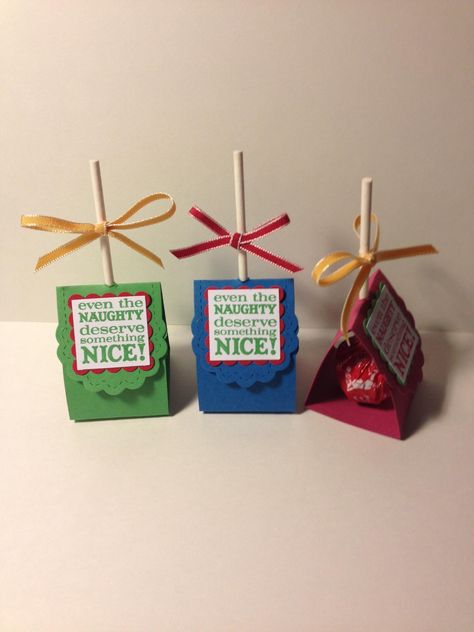 How To Wrap Lollipops Gift, Lollipop Wrapping Ideas, Lollipop Holder, Tootsie Pop, Candy Gift Box, Paper Candy, Candy Holder, Treat Holder, Candy Gifts