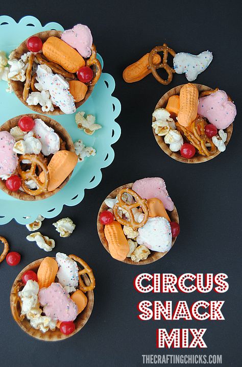 Karneval Snacks, Circus Week, Carnival Snacks, Preschool Circus, Circus Activities, Circus Food, Dumbo Movie, Theme Snack, Movie Day