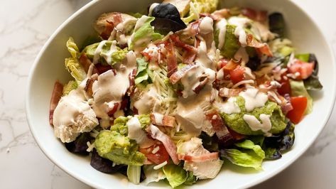 When you're in the mood for a salad with some spice, this Wendy's Southwest Avocado Salad copycat recipe has you covered. Panera Corn Chowder Recipe, Fast Food Salads, Chicken Avocado Salad, Salad Copycat, Avocado Chicken Salad Recipe, Southwest Chicken Salad, Southwest Salad, Avocado Chicken, Ways To Cook Chicken