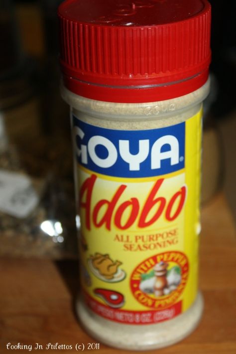 Goya Recipe, Adobo Recipe, Adobo Seasoning, Spice Mix Recipes, Seasoning And Spice, Diy Spices, Rub Recipes, Green Sauce, Homemade Spices