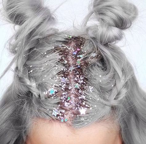 Hairstyles Party, Glitter Roots, Fest Outfits, Christmas Hairstyles, Festival Hair, Festival Makeup, Glitter Hair, Hair Envy, Crazy Hair