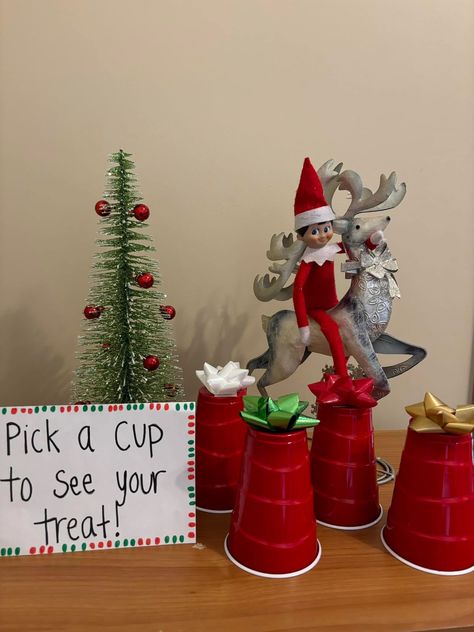 Elf Popcorn Ideas, Elf Ideas Easy, Elf Me, Awesome Elf On The Shelf Ideas, Hershey Kisses, On The Shelf, Hot Cocoa, Elf On The Shelf, Mason Jars