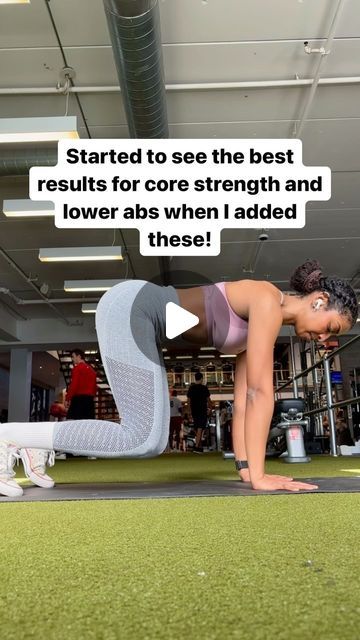 Weighted Ab Workout, Bear Plank, Weighted Exercises, Everyday Workouts, Exercise Moves, Easy Exercise, Core Strengthening, Core Strengthening Exercises, Quick Workouts