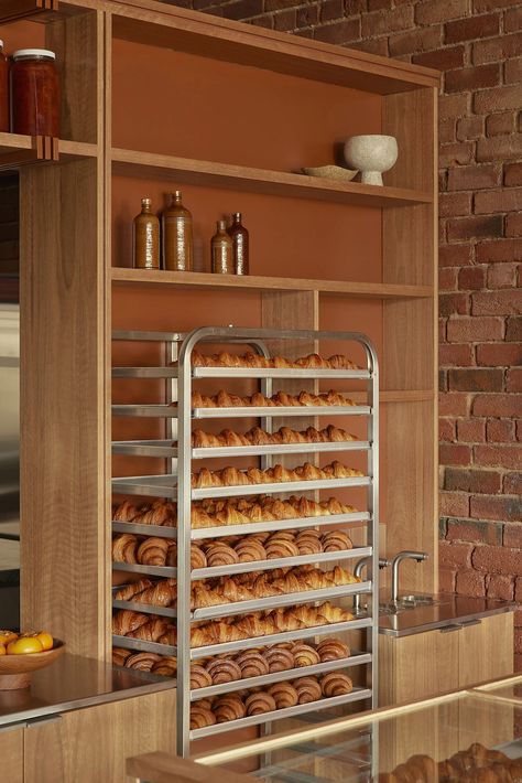 Via Porta Bakehouse by Studio Esteta | Eat Drink Design Awards Bread Bakery Aesthetic, Bread Boutique, Studio Esteta, Bread Station, Kitchen Color Ideas, Aesthetic Door, Door Aesthetic, Pastry Display, Inspiration Wall Art