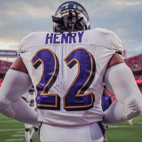 Baltimore Ravens | 🤝 | Instagram Derrick Henry Ravens, Derick Henry, Derrick Henry Wallpaper, Derek Henry, Nfl Pfp, Drippy Wallpapers, Baltimore Ravens Wallpapers, Raven Instagram, Batista Wwe