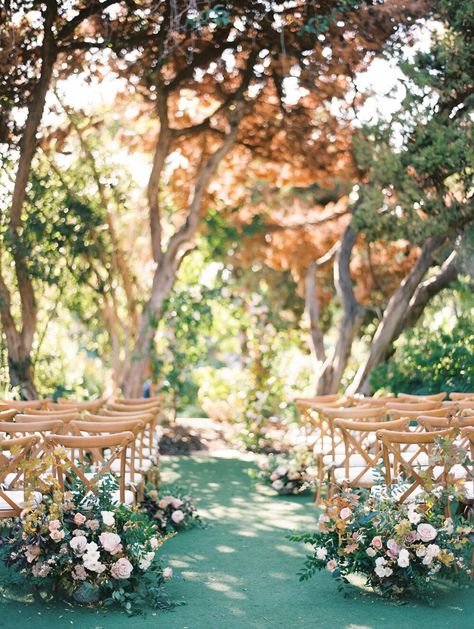 Trending Now: Wedding Ceremony Aisles Lined with Potted Plants Greenhouse Venue, Wedding Aisles, Tattoo Plant, Wedding Ceremony Ideas, Potted Flowers, Indoor Ceremony, Sustainable Wedding, Ceremony Flowers, Aisle Decor