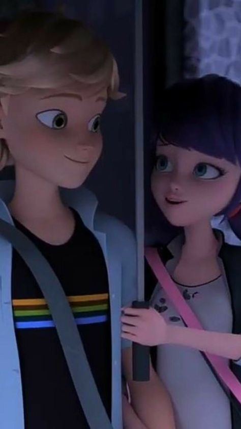 Marinette Et Adrien, Mlb Wallpaper, Ladybug Wallpaper, Miraculous Wallpaper, Miraculous Ladybug Wallpaper, Marinette And Adrien, Miraculous Characters, Miraculous Ladybug Movie, Disney Aesthetic