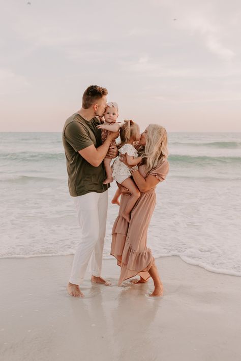 Sarasota, Florida Portrait Photographer | Beach Photoshoot | St. Pete Family Photographer | Sarasota Beach Photoshoot | Siesta Key Family Photographer | Lido Family Photographer | Family Photography | Beach Family Photos | Family Photo Outfit Inspiration | Posing Ideas Family Photos Fall Beach Family Pictures, Laguna Beach Family Photos, Family Photos Beach Fall, Beach Christmas Photos Family, Family Of Four Beach Photos, Florida Beach Family Photos, Winter Beach Family Photos Outfits, Moody Beach Family Photos, Family Of Four Beach Pictures