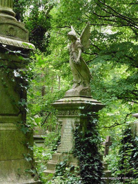 Victorian Cemetery, Highgate Cemetery London, French Colonial Style, Ancient Egyptian Architecture, Cemetery Angels, Highgate Cemetery, Ancient Tomb, The Catacombs, Ancient Statues