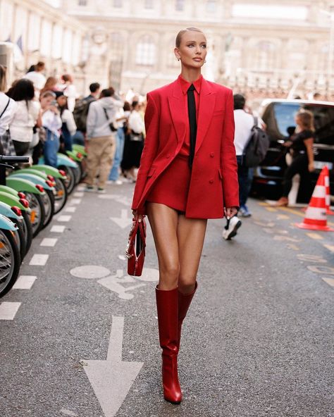 Valentino Red ❤️ | Instagram Outfit With Tie, Boots 2024, Valentino Red, Winter Fashion Outfits Casual, Stylish Work Attire, Red Suit, Red Boots, Red Outfit, Cool Street Fashion