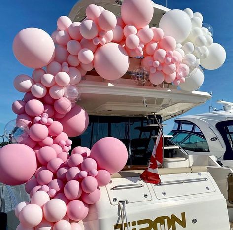 Yacht Photo Ideas, Yacht Decorating Ideas, Girls Mermaid Party, Balloon Walls, Boat Decor, Bridal Bachelorette Party, Yacht Party, Broward County, A Yacht