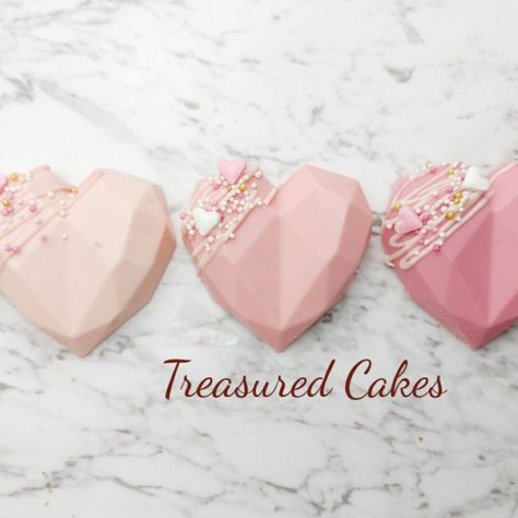 Chocolate Smash Heart, Mother’s Day Smash Heart, Geo Cake Hearts, Geometric Heart Cake Pops, Geometric Cake Hearts, Hot Chocolate Gifts, Dessert Boxes, Crystal Nails, Small Business Ideas